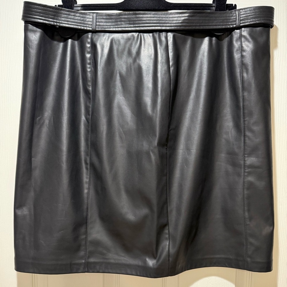 Calvin Klein Women’s Faux Leather Tie Waist Pencil Skirt “Black”